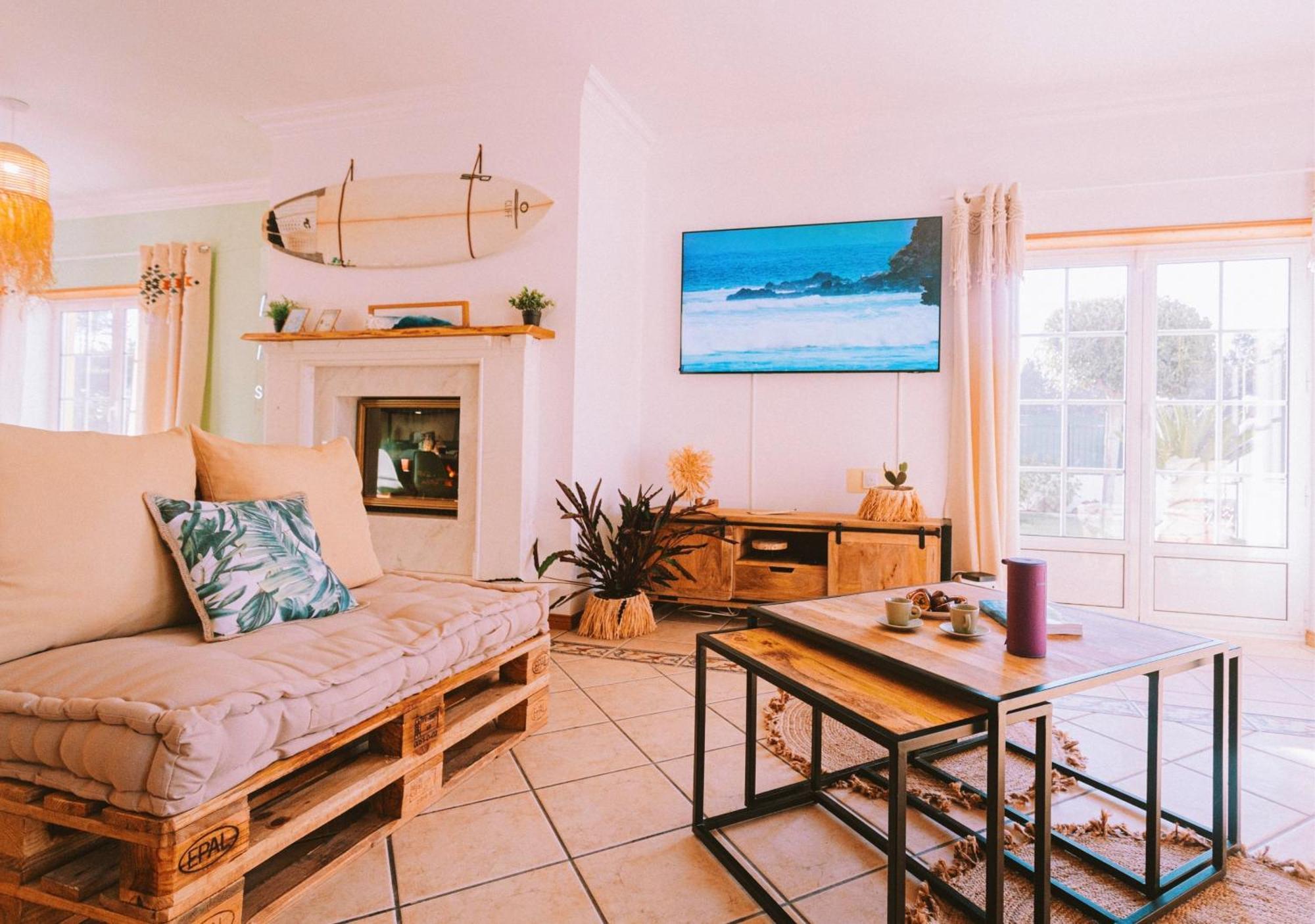 Cliff Surf House Hostel A dos Cunhados Kültér fotó